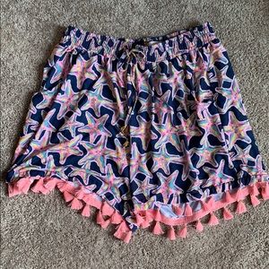 Simply Southern Shorts Blue Size L/Xl